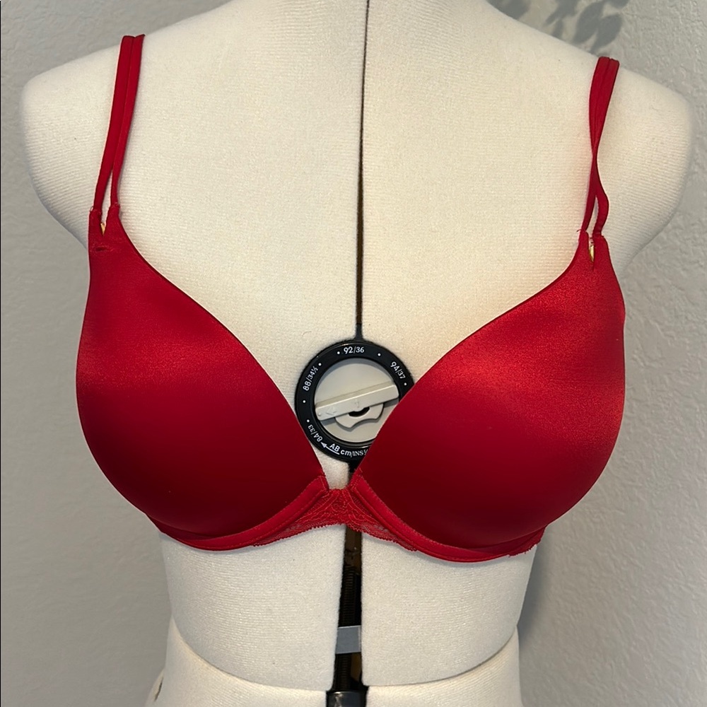 Victoria's Secret Red Full-Coverage Bra